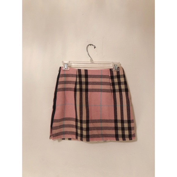 ✨SOLD✨LF stores pink plaid zip Cher clueless - Picture 4 of 6